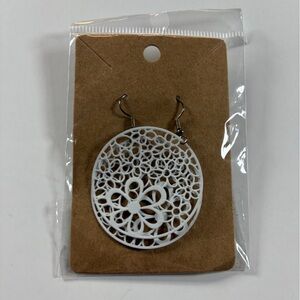 White Filigree Round Dangle Earrings Lightweight